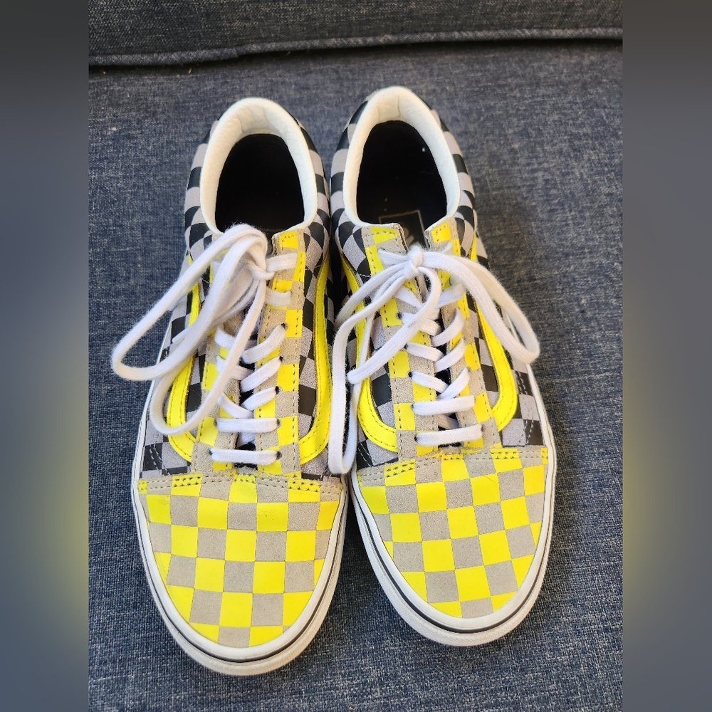 Vans Old Skool Checkered Yellow and Black Sneakers - Picture 5 of 9